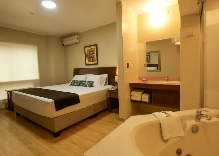 Hotel barato: Epiqus Hotel