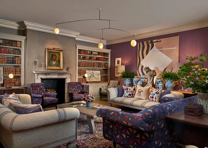 Hotel near College: Haymarket Hotel, Firmdale Hotels