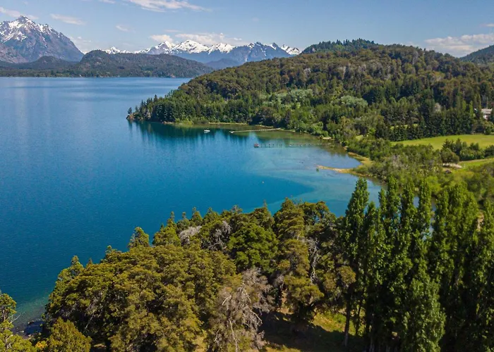 Cabañas Villa Labrador con costa de lago