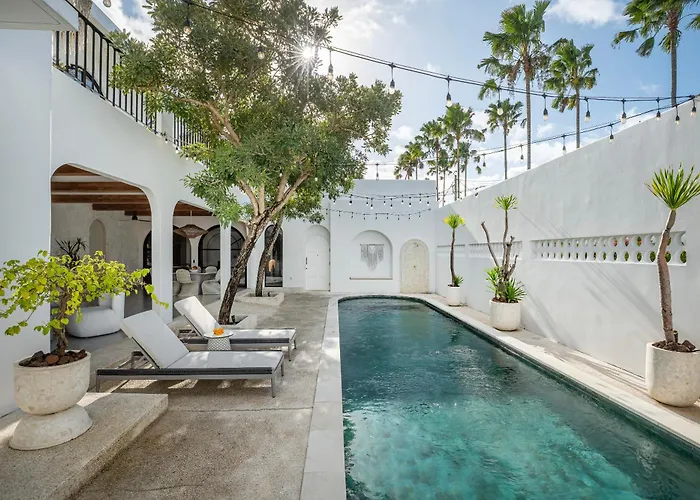 5 Bedrooms Luxury Villa Casa Contenta Canggu