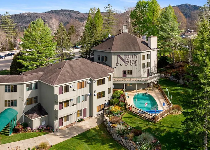 Hotels with pool North Star Lodge &