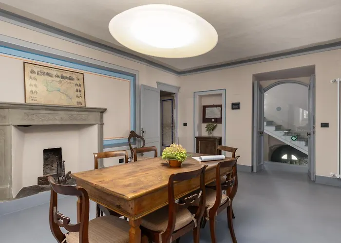 VILLA LA RASSINATA 12, Emma Villas