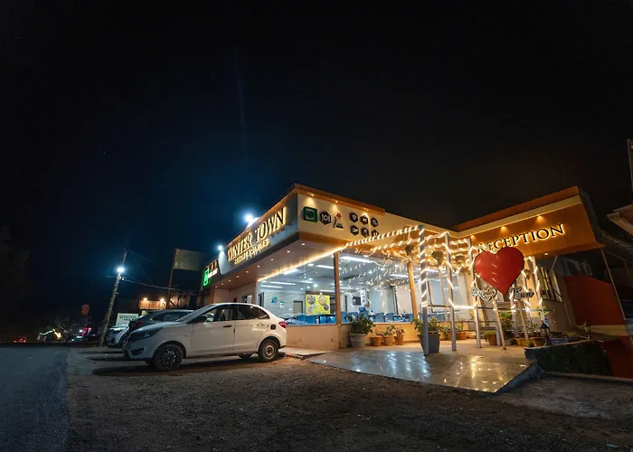 Cheap hotels Treebo Winter Town Venna Lake