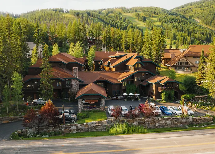 Dog friendly hotels Kandahar Lodge At Whitefish Mountain