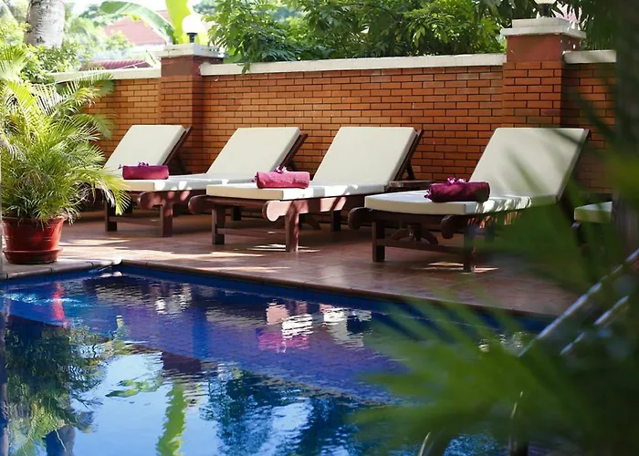 Shadow Angkor Villa
