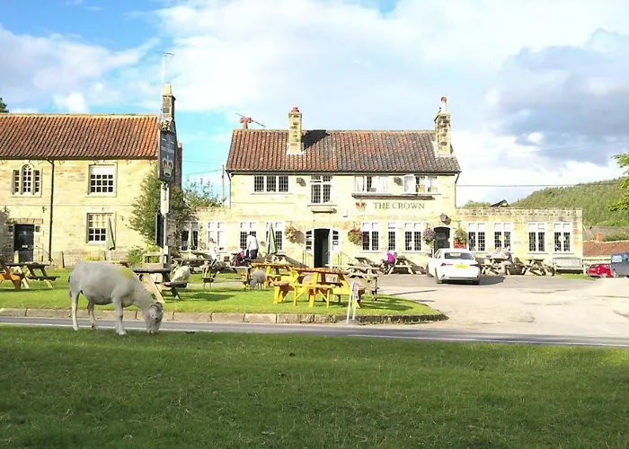 Crown - Hutton Le Hole