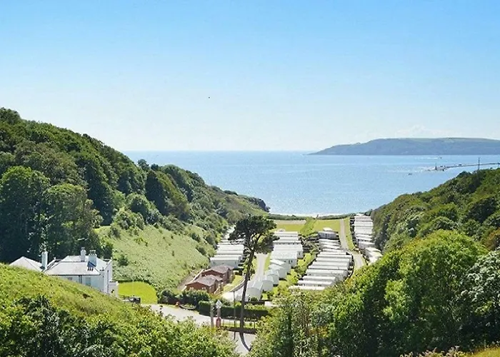 Beach Hotels Bovisand Lodge Holiday Park, Beachside Location & Indoor Heated Pool