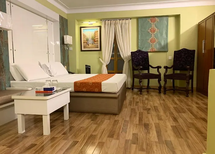 Star Guest House