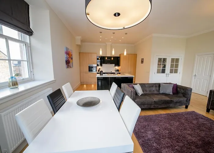 Ardconnel Court s