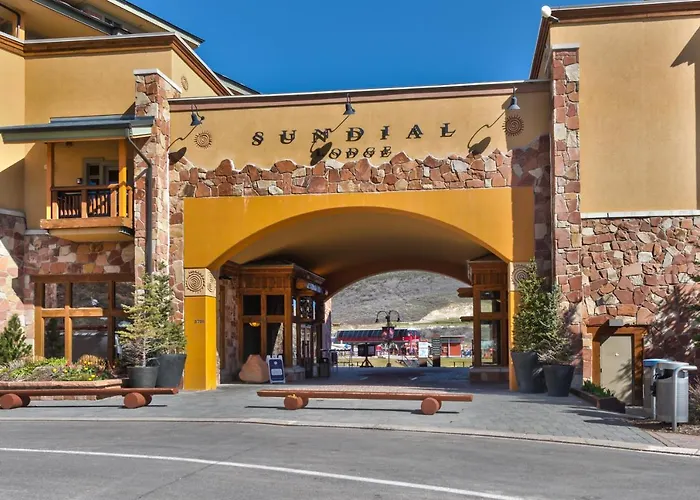 Superior Ski In Ski Out, Top Floor Penthouse, Pool, Hot Tubs Conde Nast Forbes Award Winner B508
